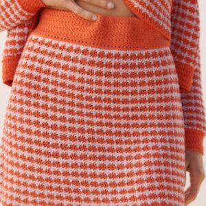 ZARA CHECK CROCHET SKIRT SIZE M  0021/016/050